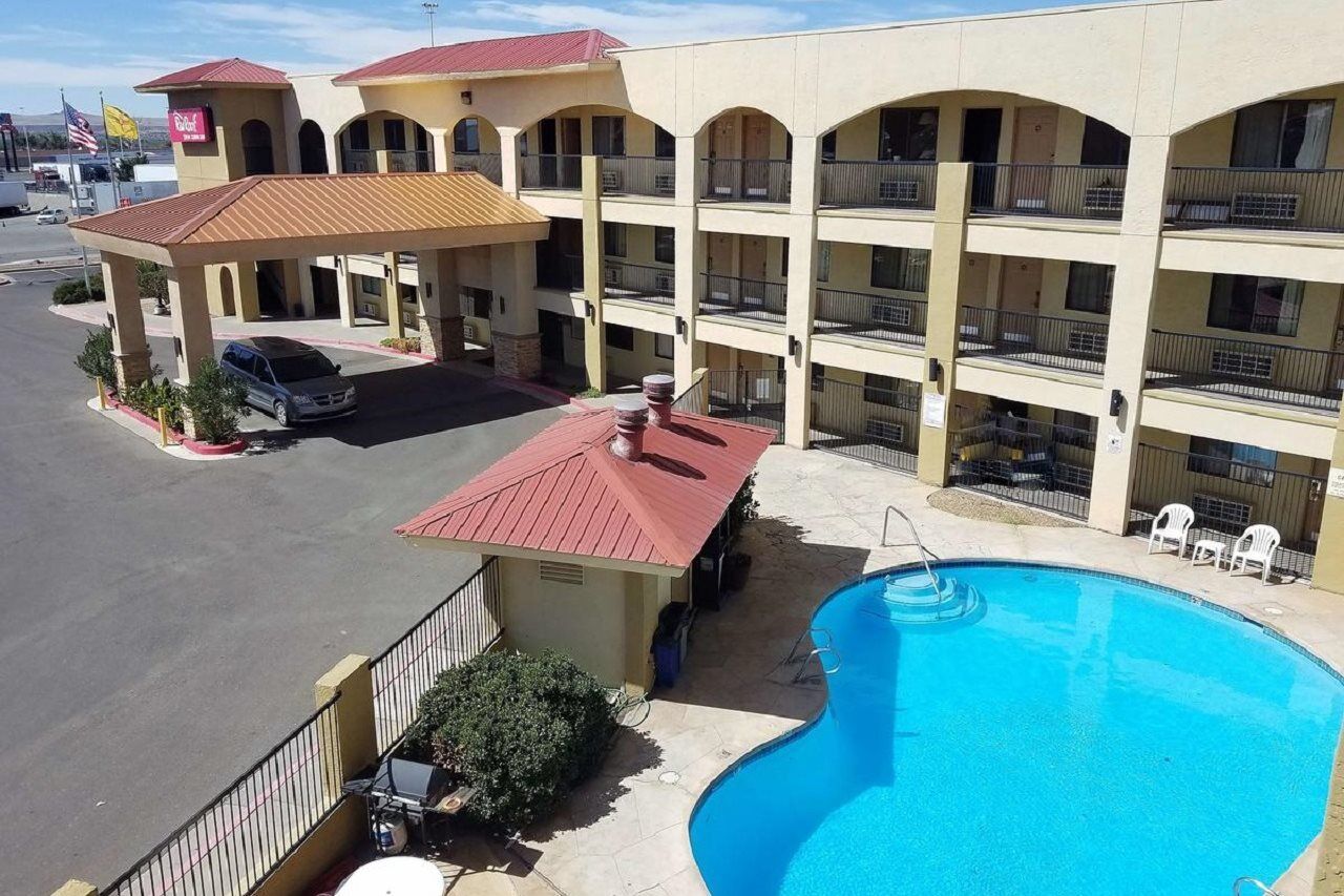 Red Roof Inn Albuquerque - Midtown Exterior photo